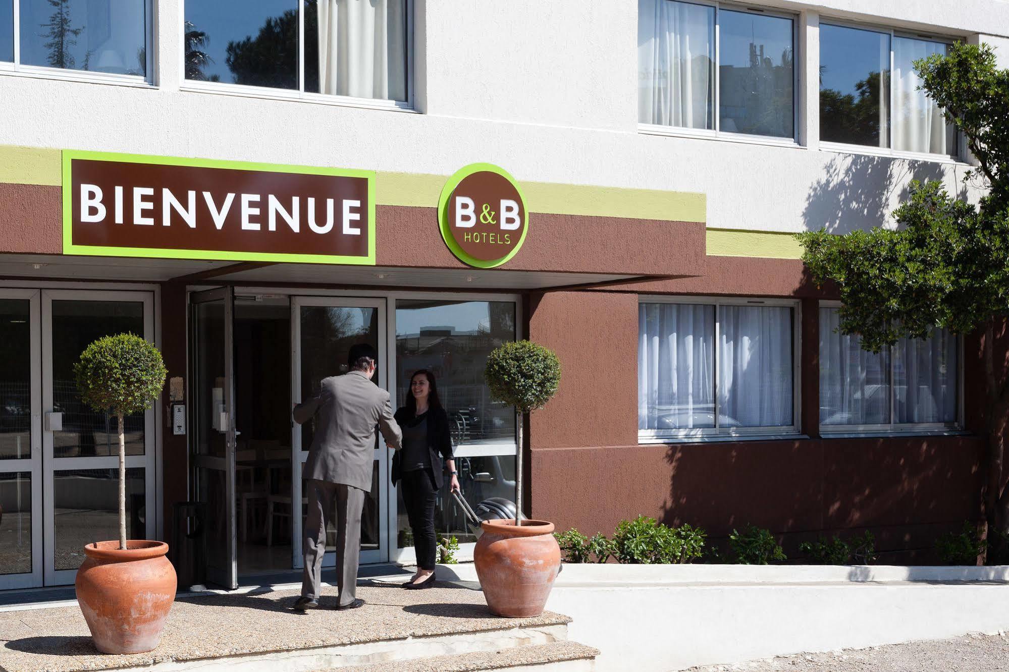 B&B Hotel Nimes Ville Active, Parking Securise Gratuit Kültér fotó